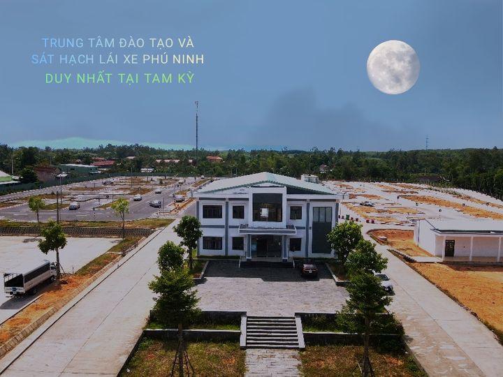 TRUNG TÂM ĐÀO TẠO VÀ SÁT HẠCH ĐẠT CHUẨN THEO QUY ĐỊNH CỦA SỞ GTVT